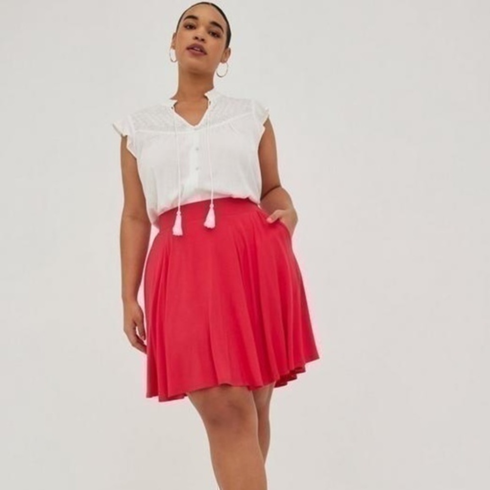 Elegant Pink Women's Skirt